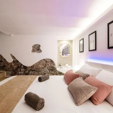 Love- By Myhomeincomo * 코모