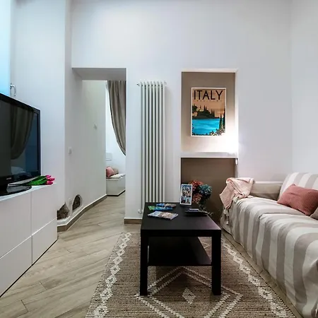 Love- By Myhomeincomo *